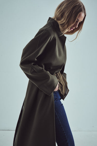 LE MANTEAU LONG EN CACHEMIRE
