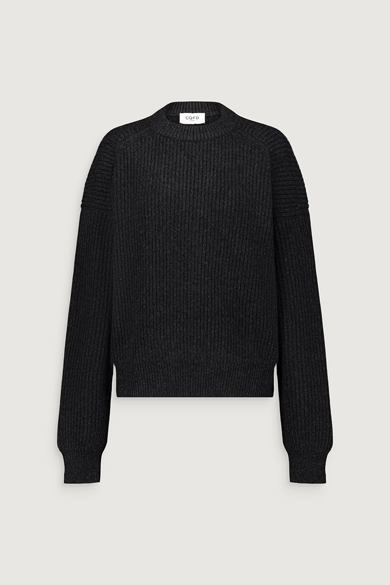 THE 100% CASHMERE ROUND NECK SWEATER