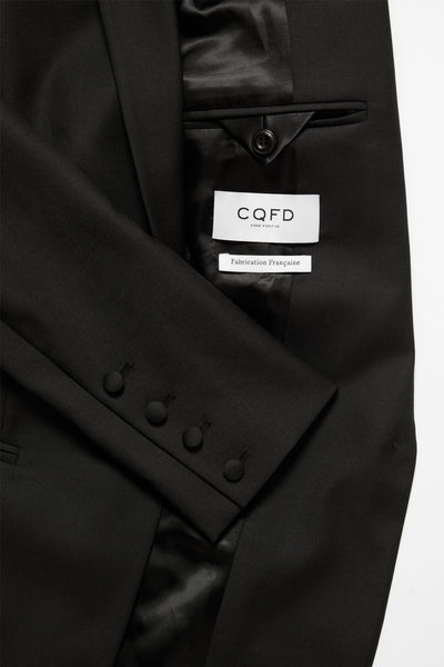 Veste/blazer costume tailleur noir pour femme, made in France, matière en 100% laine vierge italienne naturelle certifiée, disponible du 34 au 56 en précommande